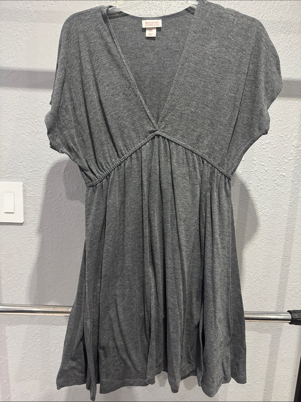 Mossimo Supply Co. Gray V-Neck Gathered Empire Tunic